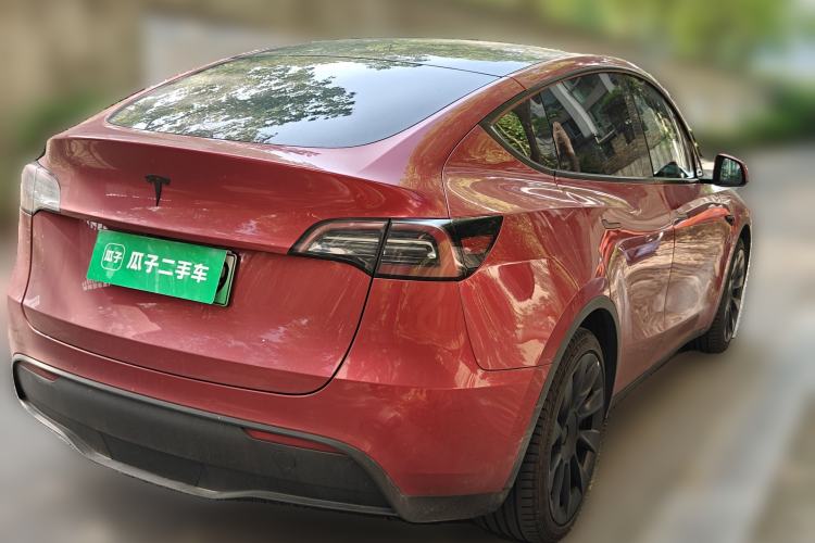 Used Tesla Model Y 2022 Rear-Wheel-Drive Version Rear Right 45 Deg