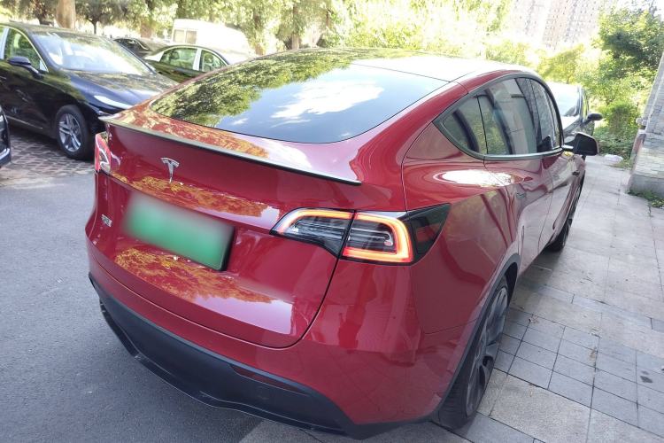 Used Tesla Model Y 2022 Performance High-Performance All-Wheel-Drive Version Rear Right 45 Deg