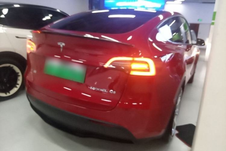 Used Tesla Model Y 2022 Rear-Wheel-Drive Version Rear Right 45 Deg