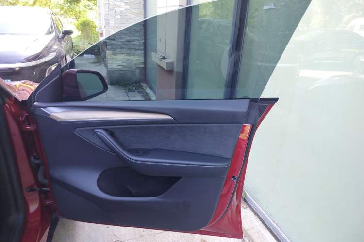 Used Tesla Model Y 2022 Performance High-Performance All-Wheel-Drive Version Right Front Door Interior