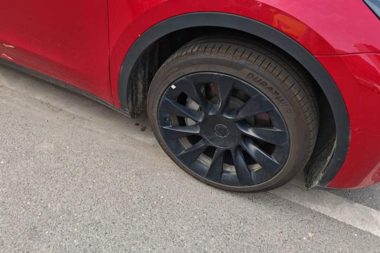 Used Tesla Model Y 2022 Revised Version Rear-Wheel Drive Right Front Wheel Hub