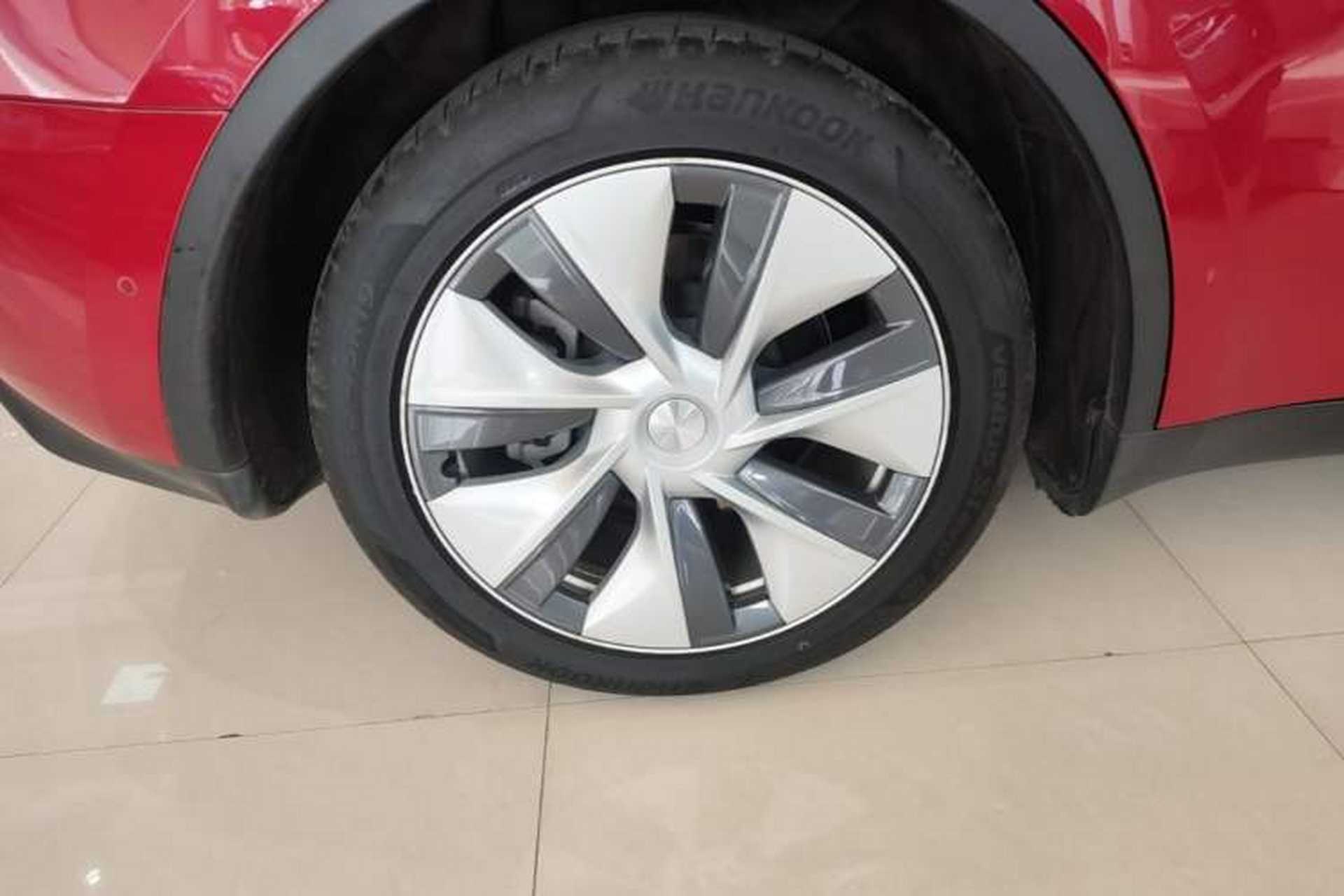 Used Tesla Model Y 2022 Revised Version Rear-Wheel Drive Right Rear Wheel Hub