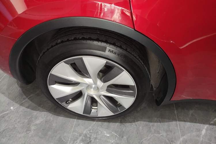 Used Tesla Model Y 2022 Revised Version Rear-Wheel Drive Right Rear Wheel Hub