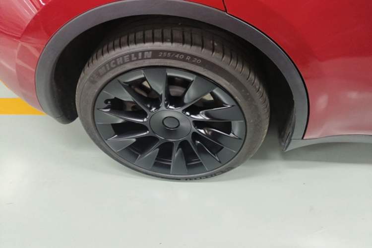 Used Tesla Model Y 2022 Revised Version Long-Range All-Wheel Drive Right Rear Wheel Hub