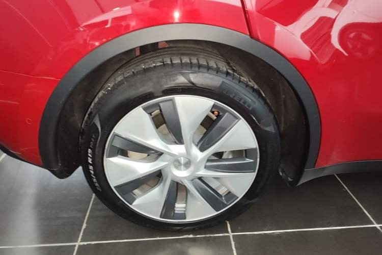 Used Tesla Model Y 2022 Revised Version Rear-Wheel Drive Right Rear Wheel Hub