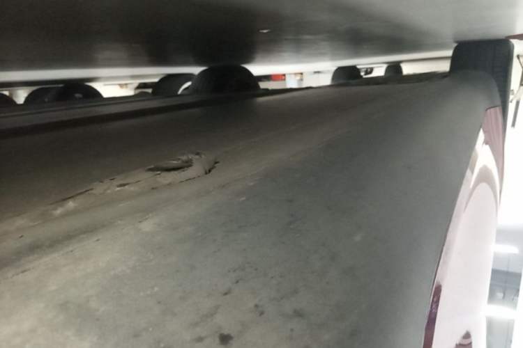 Used Tesla Model Y 2022 Rear-Wheel-Drive Version Right Side Sill
