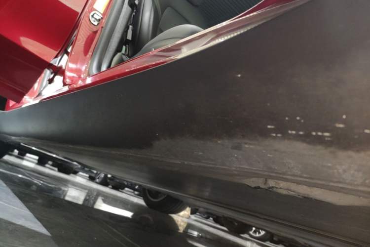 Used Tesla Model Y 2022 Revised Version Rear-Wheel Drive Right Side Sill