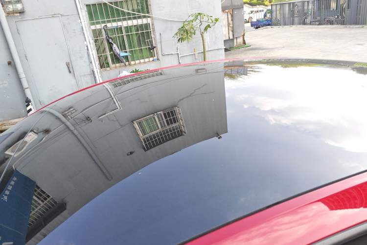 Used Tesla Model Y 2022 Long-Range All-Wheel-Drive Version Roof