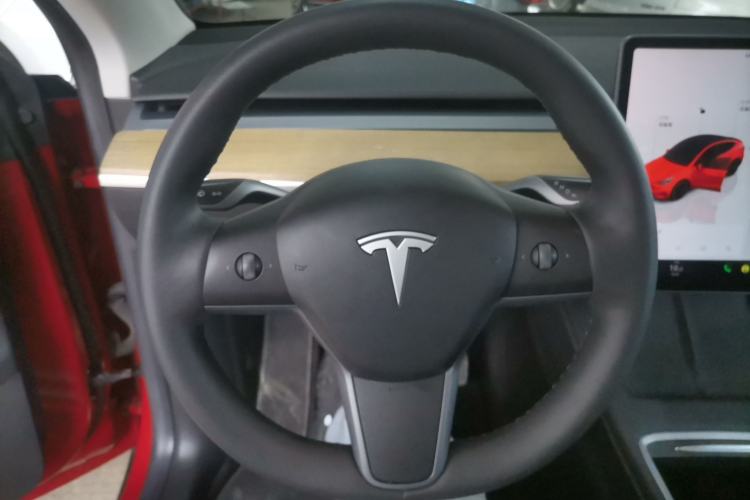 Used Tesla Model Y 2022 Revised Version Rear-Wheel Drive Steering Wheel