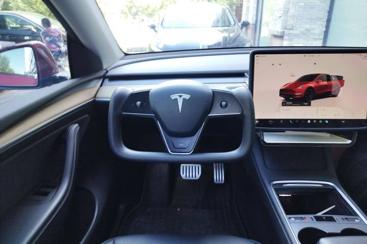 Used Tesla Model Y 2022 Performance High-Performance All-Wheel-Drive Version Steering Wheel