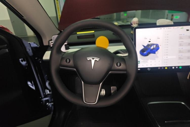 Used Tesla Model Y 2022 Performance High-Performance All-Wheel-Drive Version Steering Wheel