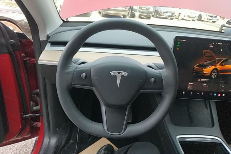 Used Tesla Model Y 2022 Revised Version Rear-Wheel Drive Steering Wheel