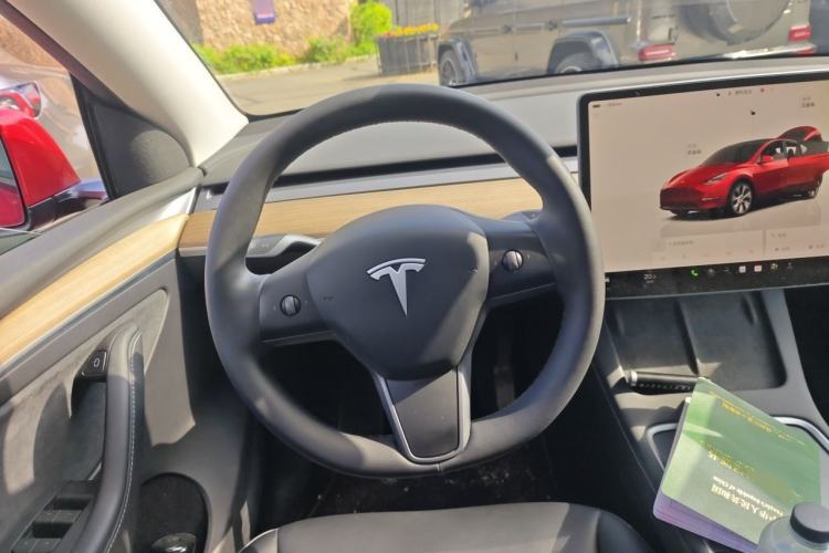 Used Tesla Model Y 2022 Revised Version Rear-Wheel Drive Steering Wheel