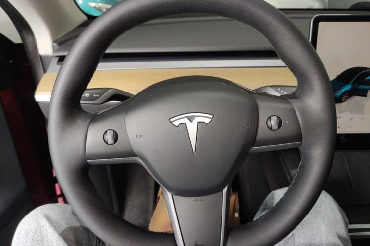 Used Tesla Model Y 2022 Revised Version Rear-Wheel Drive Steering Wheel