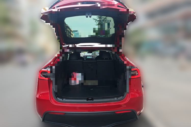 Used Tesla Model Y 2022 Rear-Wheel-Drive Version Trunk