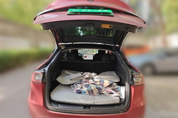 Used Tesla Model Y 2022 Rear-Wheel-Drive Version Trunk