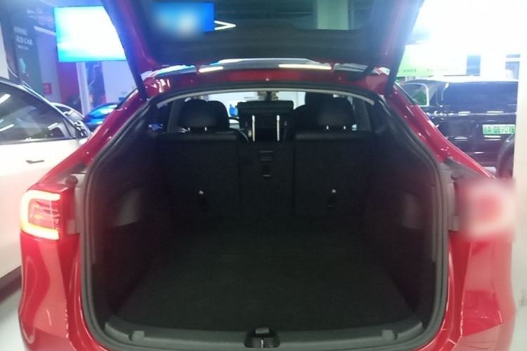 Used Tesla Model Y 2022 Rear-Wheel-Drive Version Trunk