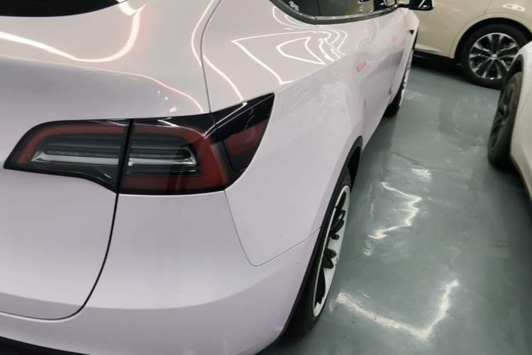 Used Tesla Model Y 2022 Revised Version Rear-Wheel Drive Right Rear Taillight