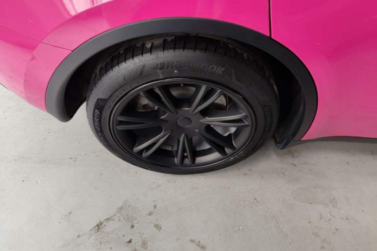 Used Tesla Model Y 2022 Revised Version Rear-Wheel Drive Right Rear Wheel Hub