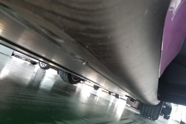 Used Tesla Model Y 2022 Revised Version Rear-Wheel Drive Right Side Sill