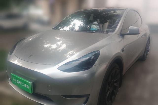 Used Tesla Model Y 2022 Long-Range All-Wheel-Drive Version