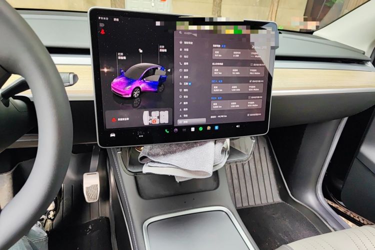 Used Tesla Model Y 2022 Revised Version Rear-Wheel Drive Audio And AC Panel