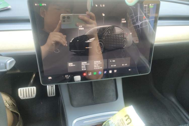 Used Tesla Model Y 2022 Performance High-Performance All-Wheel-Drive Version Audio And AC Panel