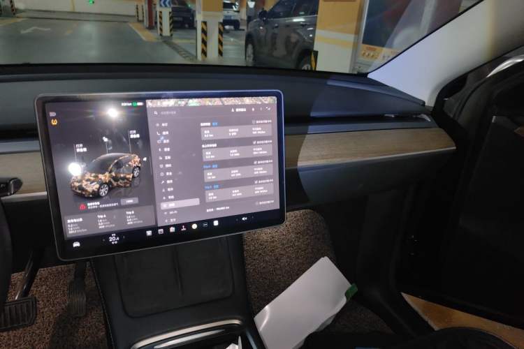 Used Tesla Model Y 2022 Rear-Wheel-Drive Version Audio And AC Panel