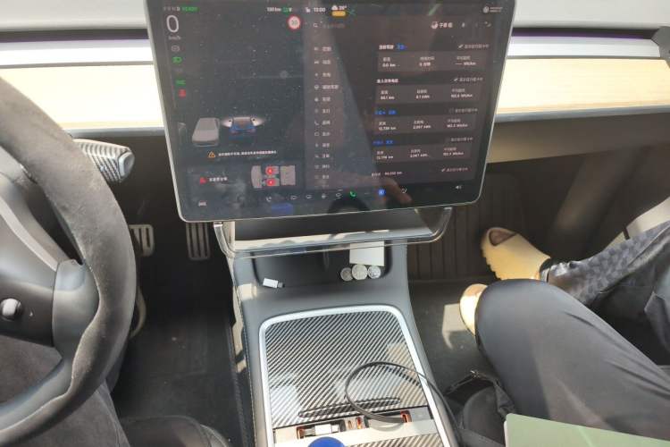 Used Tesla Model Y 2022 Revised Version Long-Range All-Wheel Drive Audio And AC Panel