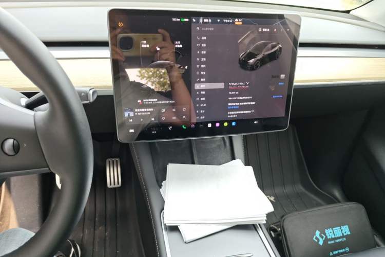 Used Tesla Model Y 2022 Performance High-Performance All-Wheel-Drive Version Audio And AC Panel