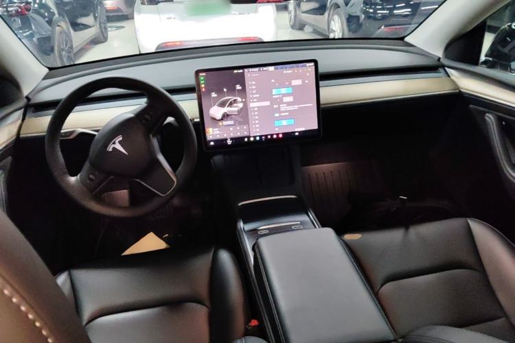 Used Tesla Model Y 2022 Revised Version Rear-Wheel Drive Center Console