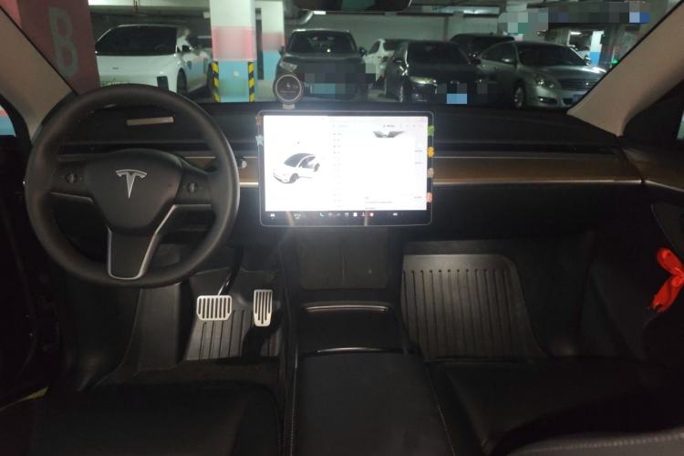 Used Tesla Model Y 2022 Revised Version Rear-Wheel Drive Center Console
