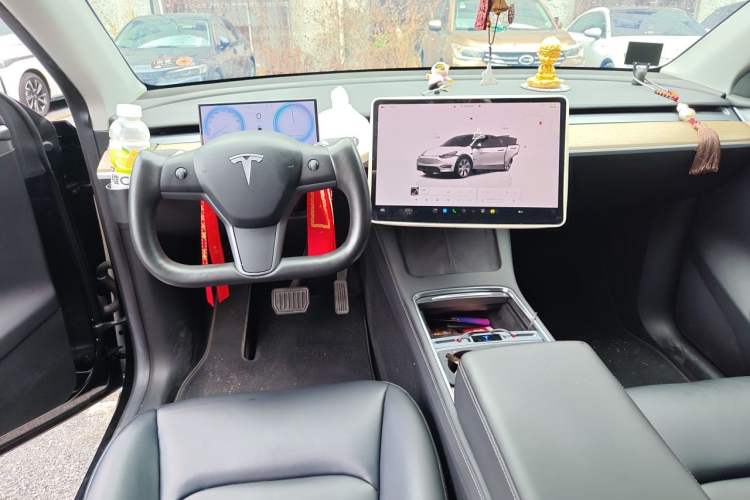 Used Tesla Model Y 2022 Revised Version Rear-Wheel Drive Center Console