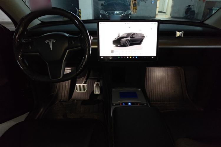Used Tesla Model Y 2022 Rear-Wheel-Drive Version Center Console