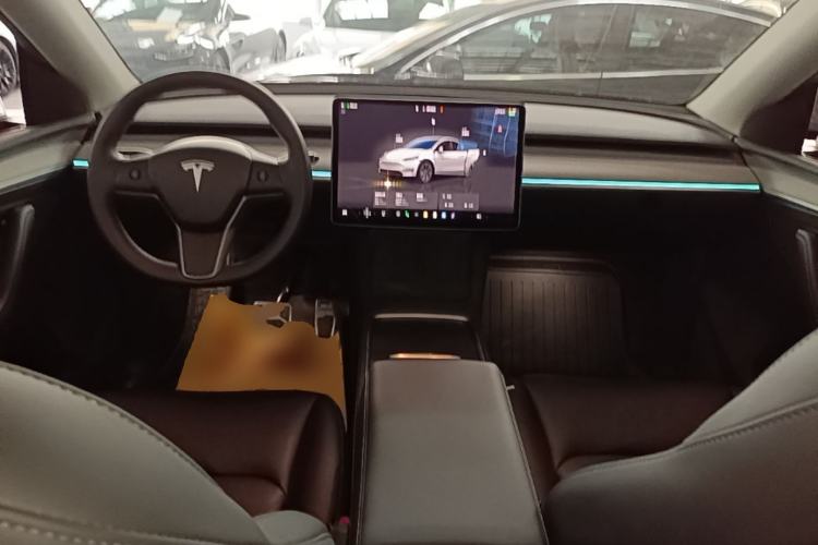 Used Tesla Model Y 2022 Revised Version Rear-Wheel Drive Center Console