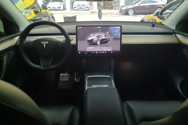 Used Tesla Model Y 2022 Revised Version Rear-Wheel Drive Center Console