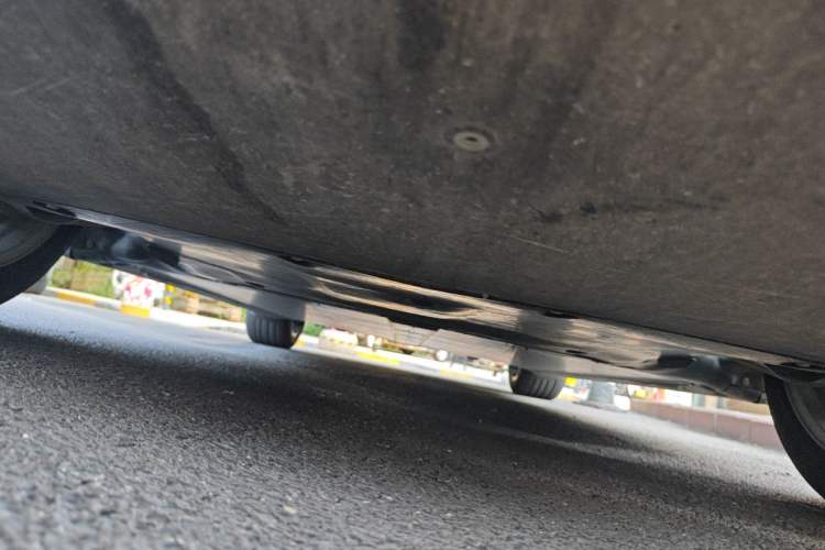Used Tesla Model Y 2022 Rear-Wheel-Drive Version Chassis Front