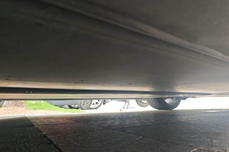 Used Tesla Model Y 2022 Long-Range All-Wheel-Drive Version Chassis Front