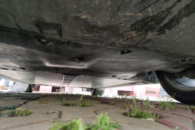 Used Tesla Model Y 2022 Rear-Wheel-Drive Version Chassis Front