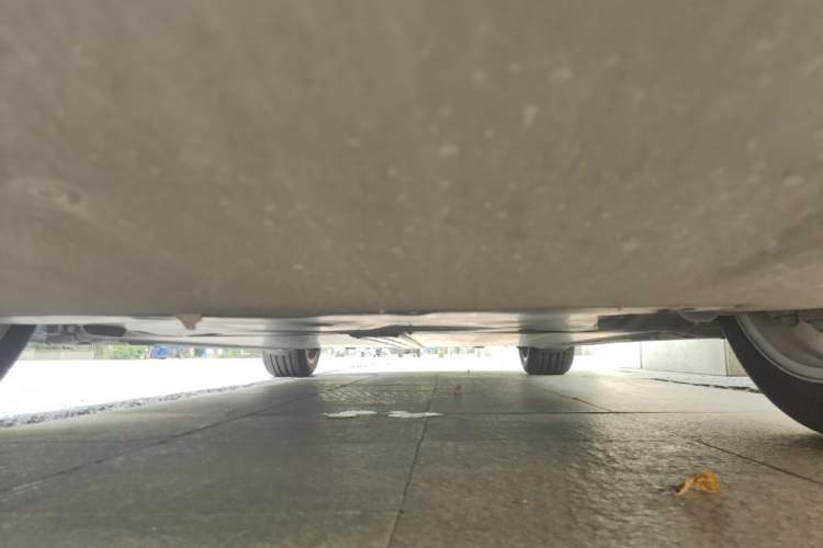 Used Tesla Model Y 2022 Rear-Wheel-Drive Version Chassis Front