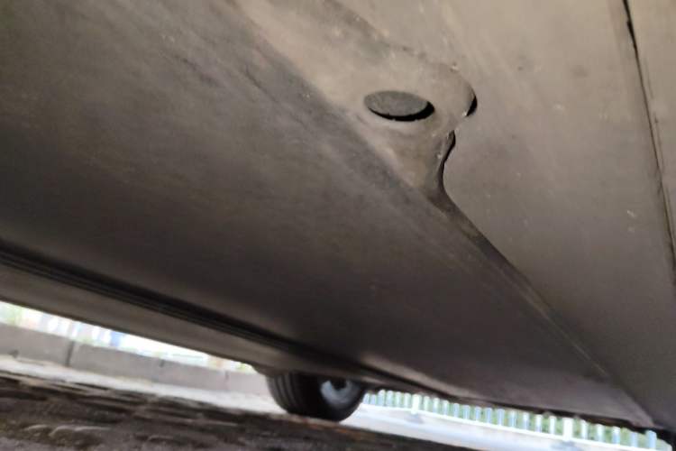Used Tesla Model Y 2022 Long-Range All-Wheel-Drive Version Chassis Front Left