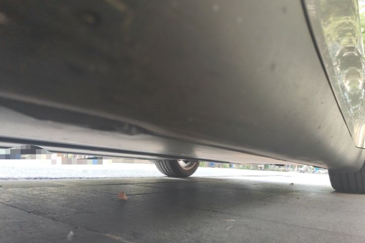 Used Tesla Model Y 2022 Rear-Wheel-Drive Version Chassis Front Left