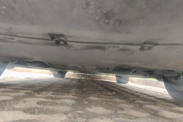 Used Tesla Model Y 2022 Long-Range All-Wheel-Drive Version Chassis Rear