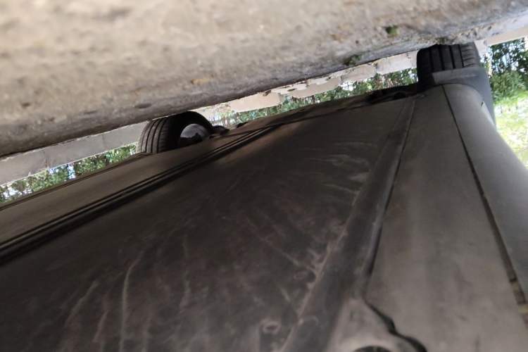 Used Tesla Model Y 2022 Long-Range All-Wheel-Drive Version Chassis Rear Left