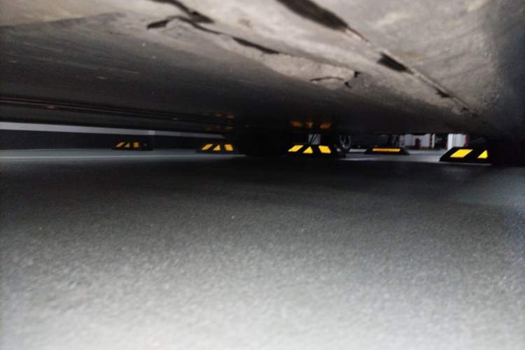 Used Tesla Model Y 2022 Revised Version Rear-Wheel Drive Chassis Rear Left