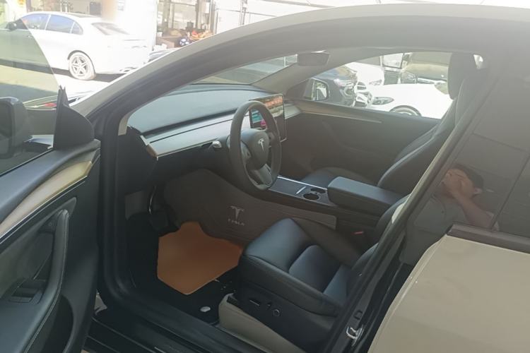 Used Tesla Model Y 2022 Revised Version Rear-Wheel Drive Driver Seat