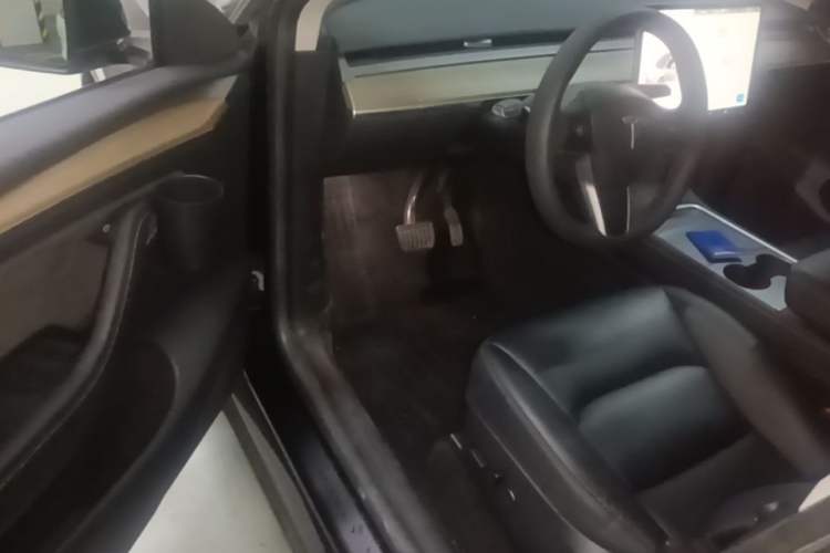 Used Tesla Model Y 2022 Revised Version Long-Range All-Wheel Drive Driver Seat
