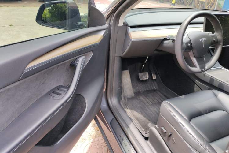 Used Tesla Model Y 2022 Revised Version Rear-Wheel Drive Driver Seat