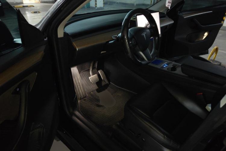 Used Tesla Model Y 2022 Rear-Wheel-Drive Version Driver Seat