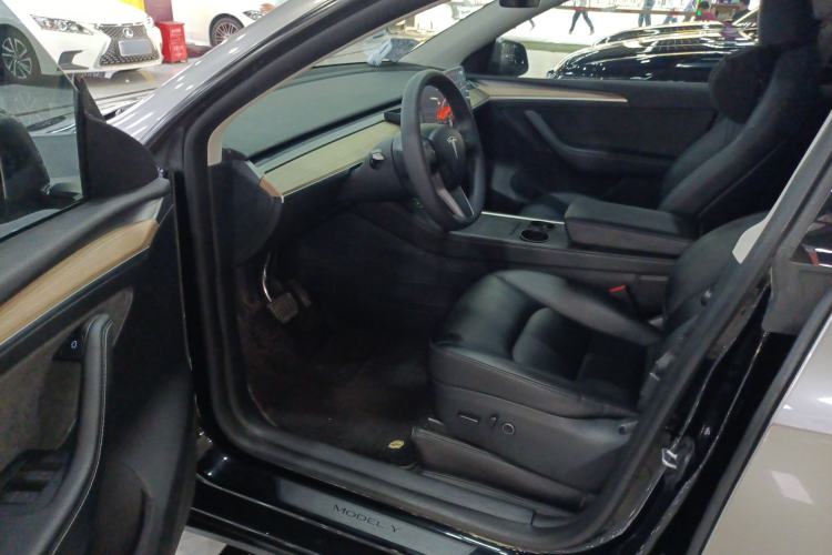 Used Tesla Model Y 2022 Revised Version Long-Range All-Wheel Drive Driver Seat